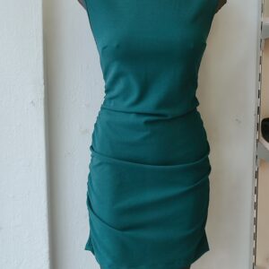 Αμάνικο φόρεμα